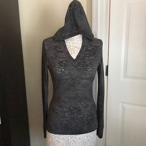 LIKE NEW NINE WEST embellished long sleeve hooded top size S grey color